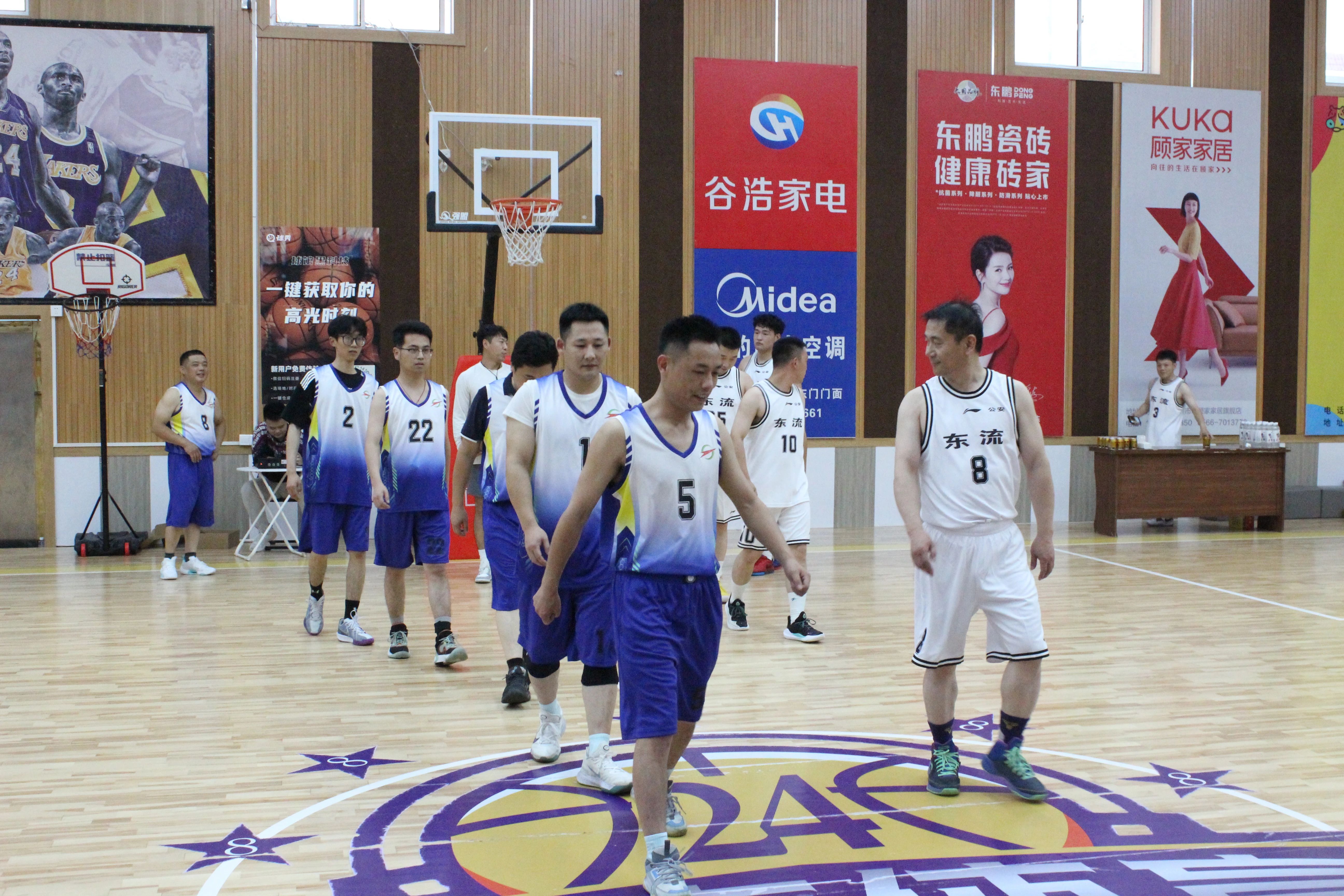 98787244.jpg 2.jpg